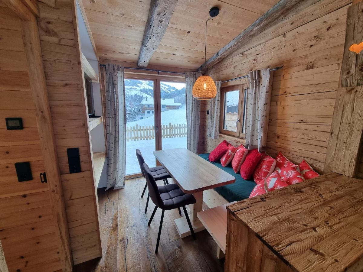 Chaleny - Erste Tiny House Im Zillertal Chalet Hainzenberg